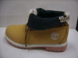 Offering Casual Shoes :Nike, Timberland, Crocodile etc.
