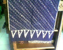 dan iris batik scarf