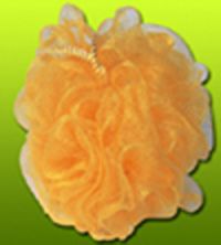 Monochromatic plastics shower ball