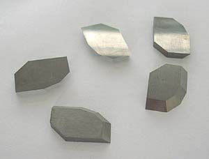 tungsten carbide chipbreakers