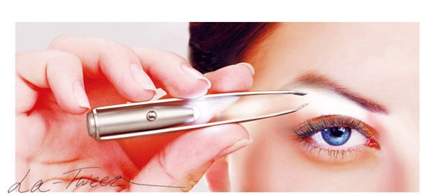 Led eyebrow tweezer