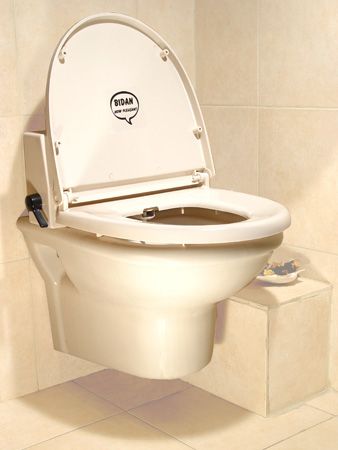 Bidet seat for personal hygiene