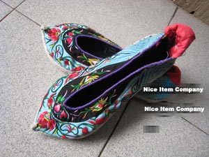 chinese embroider shoes 1  