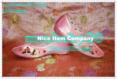 chinese embroider shoes 13