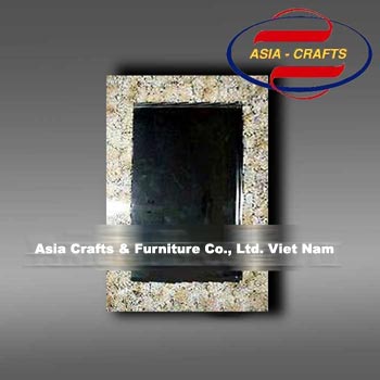 Lacquer Photo Frame With Eggshell