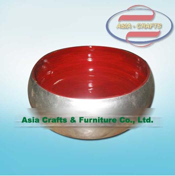 Lacquer Bowl: Brighten Your Kitchen