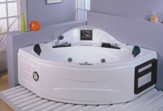 massaging bathtub