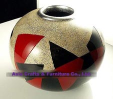 Lacquer Vase: Artful Item For Your Space