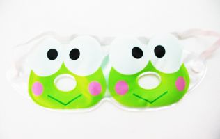 Relazing compress eye mask