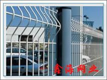 welded wire mesh fence