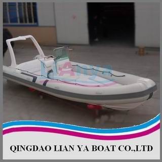 rigid inflatable boat