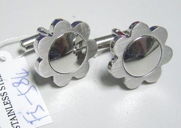 cuff link