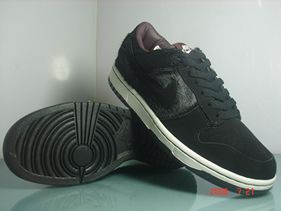 NIKE SHOES WHOLE trade CO, LTD