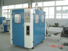 Automatic bottle blow molding machine, 2 cavities