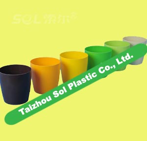 Melamine planter