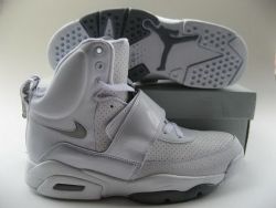 Nike shoes: Dunk, Rift, Kobe, James, Boots