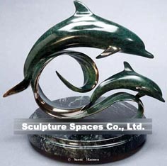 Animal stainless steel sculpture