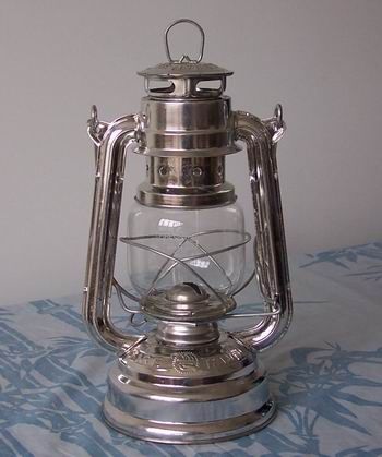 Oil Lantern  276 