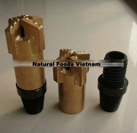 PDC drag bit for water well drilling