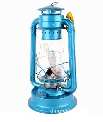 D80 Hurricane Lantern / Kerosene Lantern