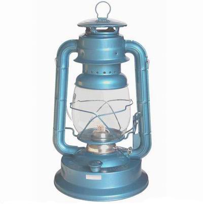 D90 Hurricane Lanterns / Oil Lanterns