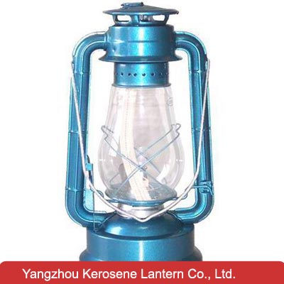 D70 Hurricane Oil Lantern / Kerosene Oil Lantern