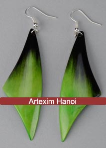 Dyed Color Horn Earing