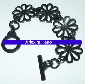 Horn Bracelet