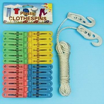 cloth line with 24 pegs