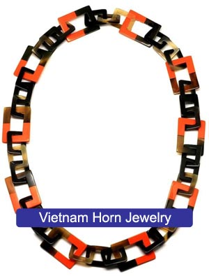 Horn Necklace Sales 40%