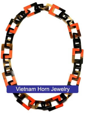 Horn Necklace Sales 40%