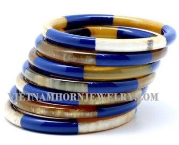 Set 7 Pcs Bangles With Horn & Lacquer