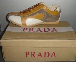 offer nike shoes,adidas,puma,prada..