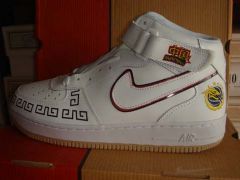 sell all kinds of prada shoes