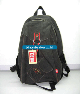 sell luggages travel bags handbags wallets suitcases briefcases