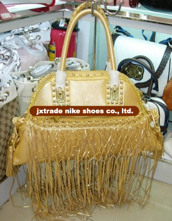 sell luggages travel bags handbags wallets suitcases briefcases