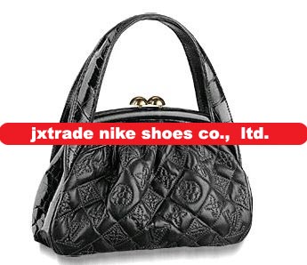 sell luggages travel bags handbags wallets suitcases briefcases