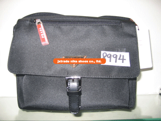 sell luggages travel bags handbags wallets suitcases briefcases