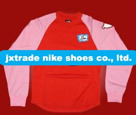 sell clothes apparel shirts blouses Bape hoody 