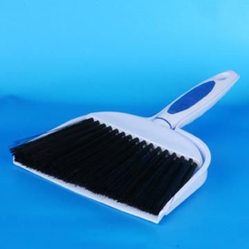mini dustpan with brush