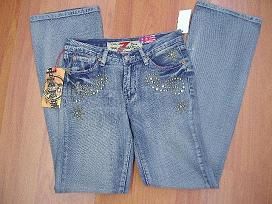 Name brand jean and T-shirt