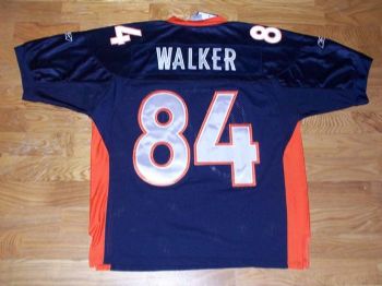 sell wholesale NFL NBA MLB jerseys cap