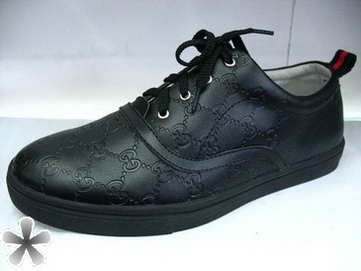 Prada, Chanel, D&G, coach, LV, Gucci shoes